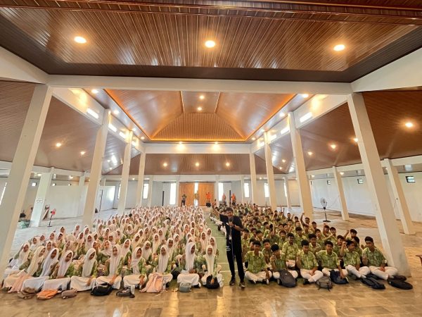 Doa Bersama, Motivasi, dan Muhasabah Siswa Kelas 9 SMP Negeri 1 Wedi Angkatan 26'